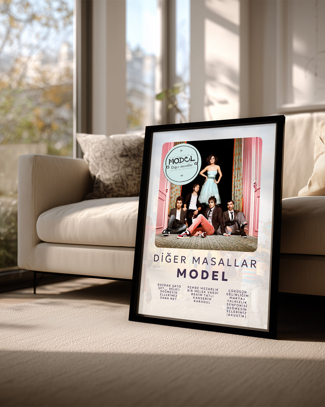 Diğer Masallar - Model Poster Tablosu