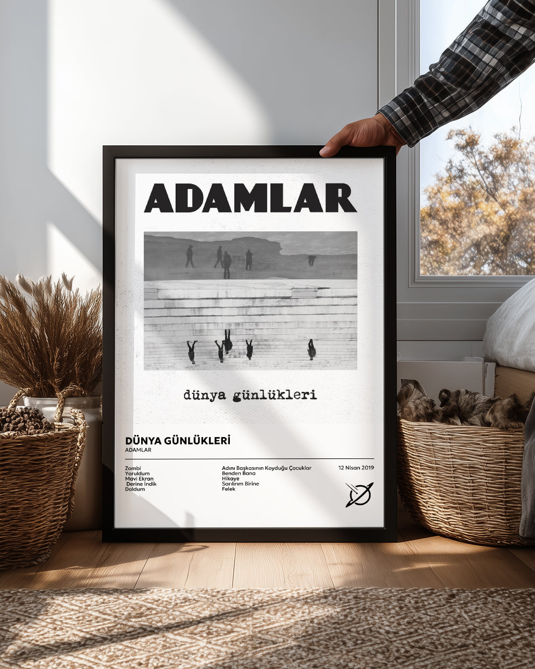 Dünya Günlükleri - Adamlar Poster Tablosu