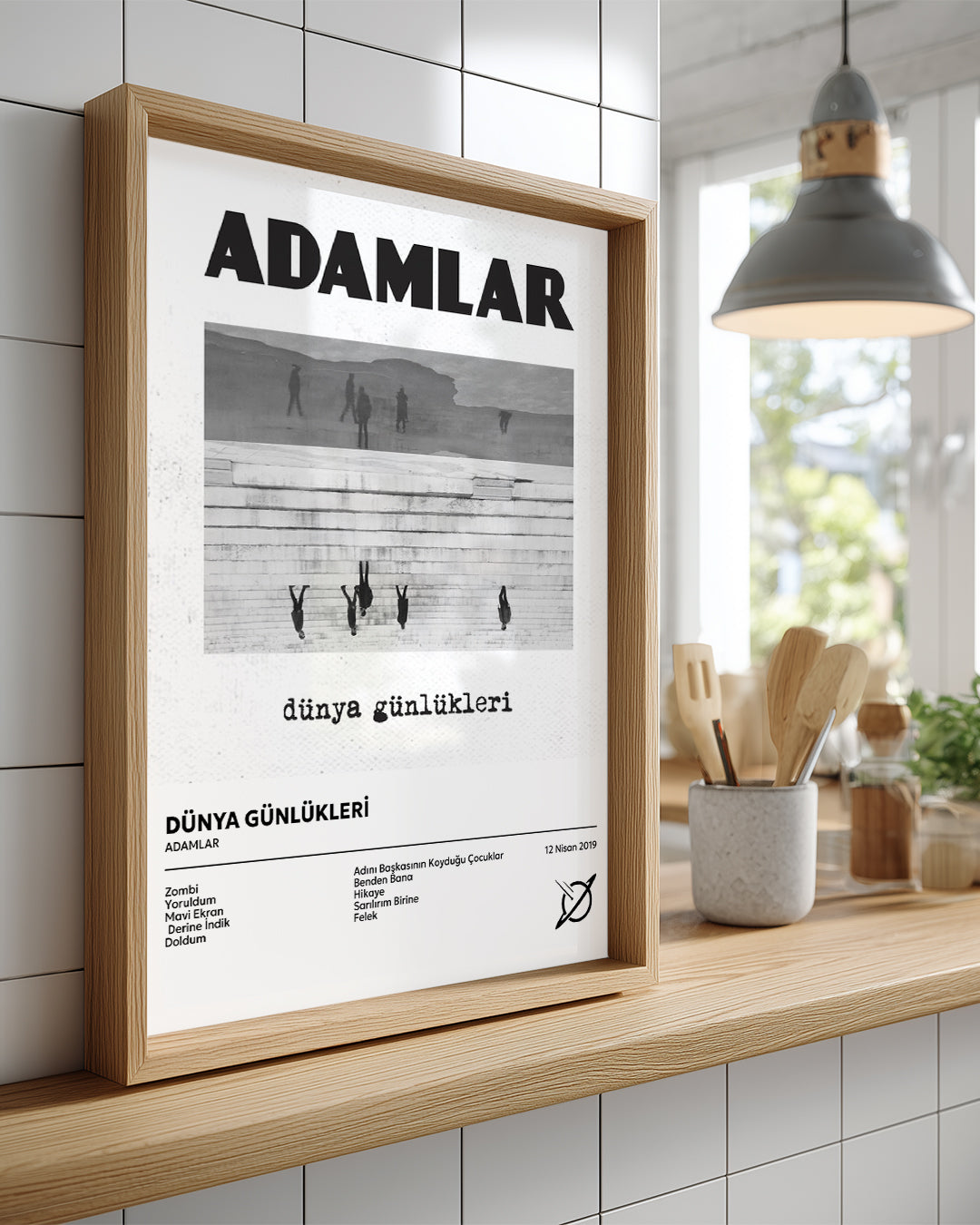 Dünya Günlükleri - Adamlar Poster Tablosu