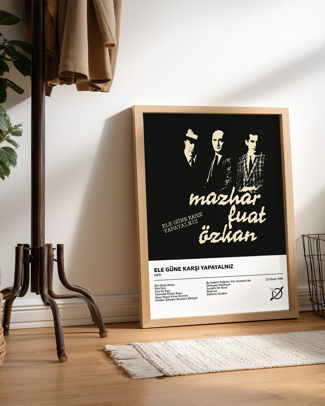 Ele Güne Karşı Yapayalnız - MFÖ Poster Tablosu