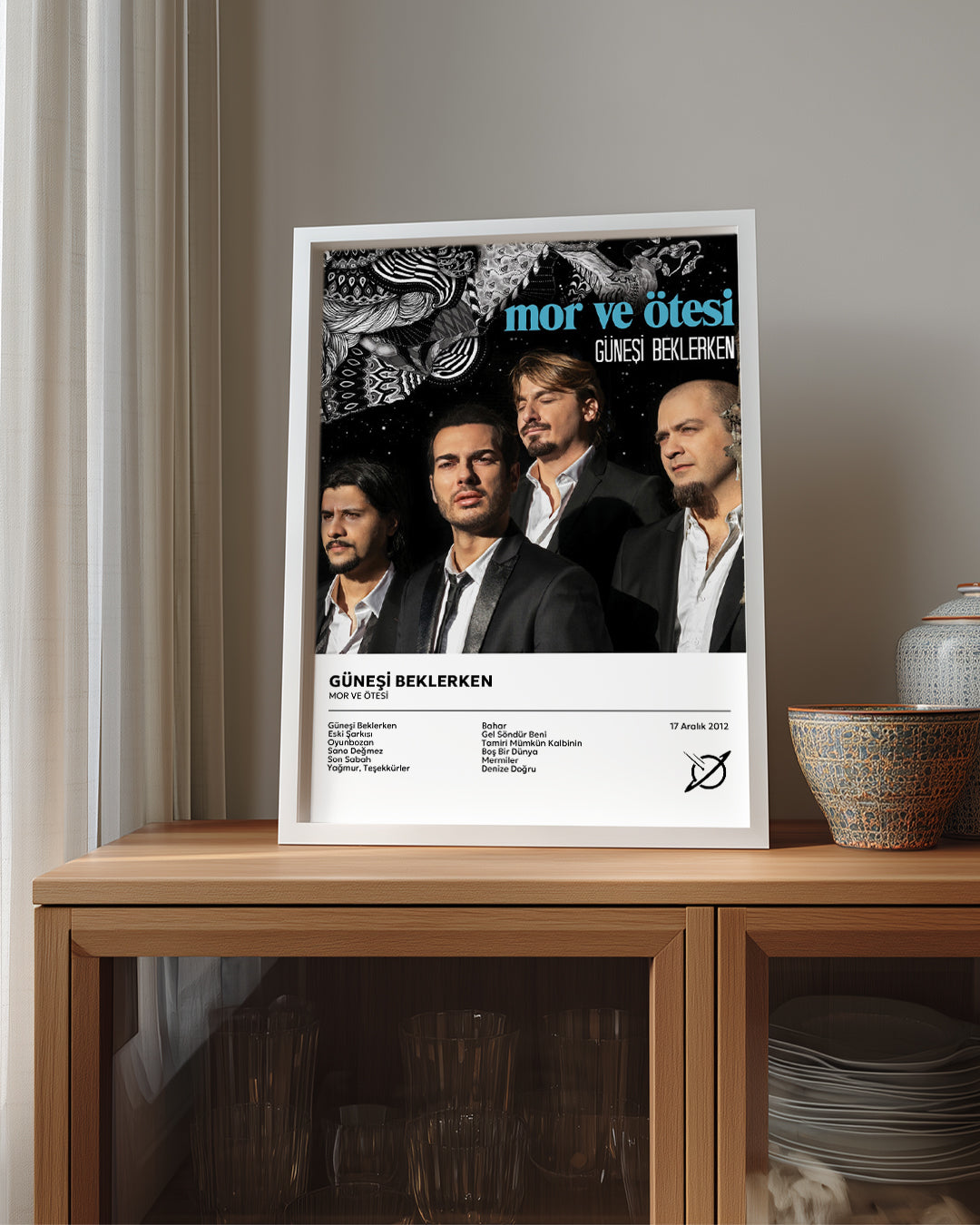 Güneşi Beklerken - Mor ve Ötesi Poster Tablosu