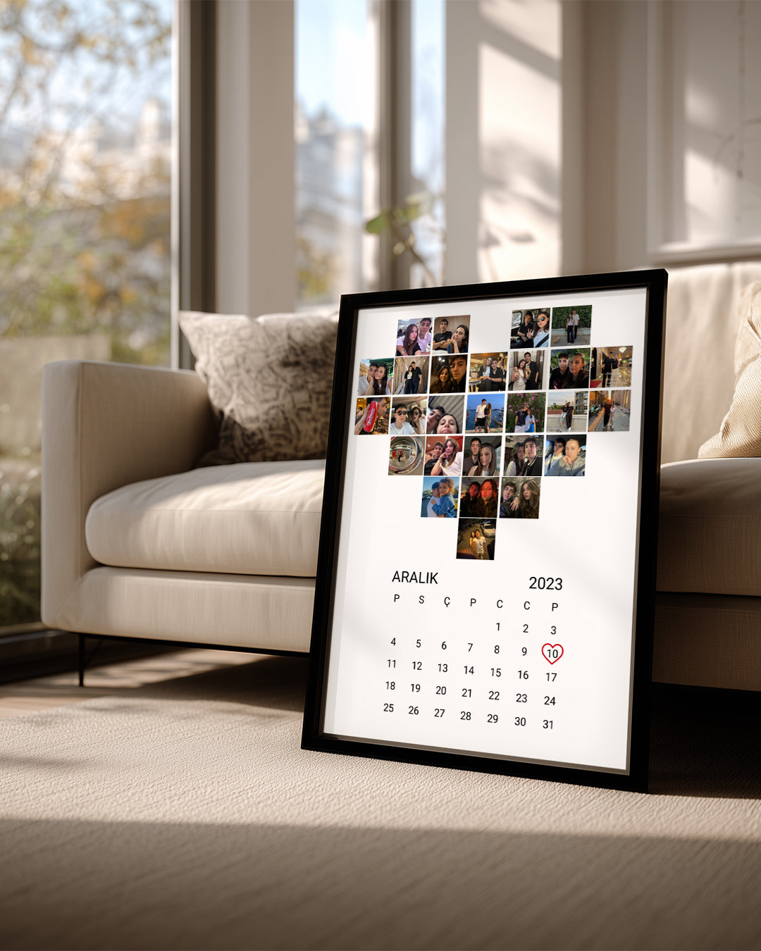 Fotoğraflı Ve Tarihli Kalp Şeklinde Poster Tablo