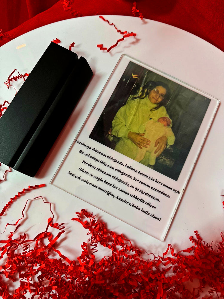 Annelere Özel Anne Yazılı Pleksi Konsept Kutu