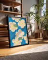 Çiçek Baharı - Mavi Zemin Üzerinde Poster Tablosu
