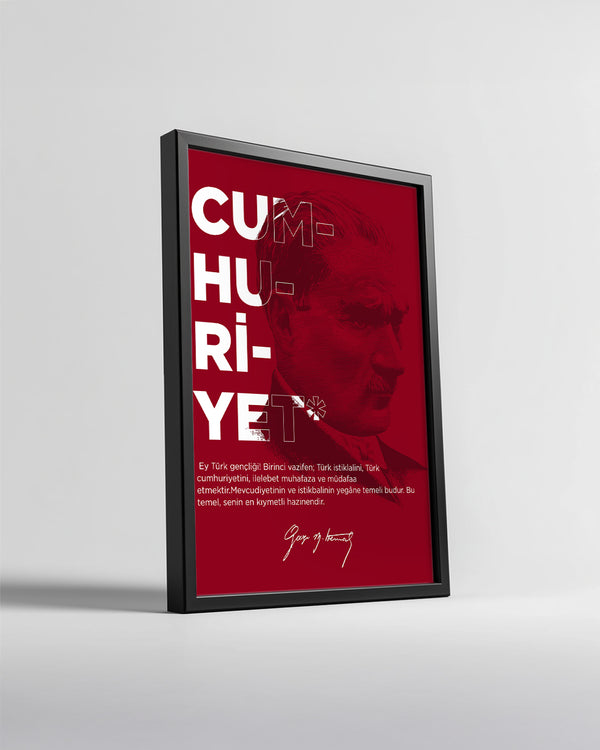 Cumhuriyet Ruhunu Taşıyan Atatürk Tipografi Poster Tablosu