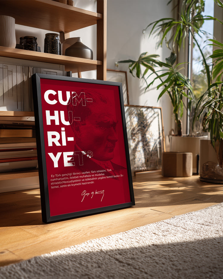 Cumhuriyet Ruhunu Taşıyan Atatürk Tipografi Poster Tablosu