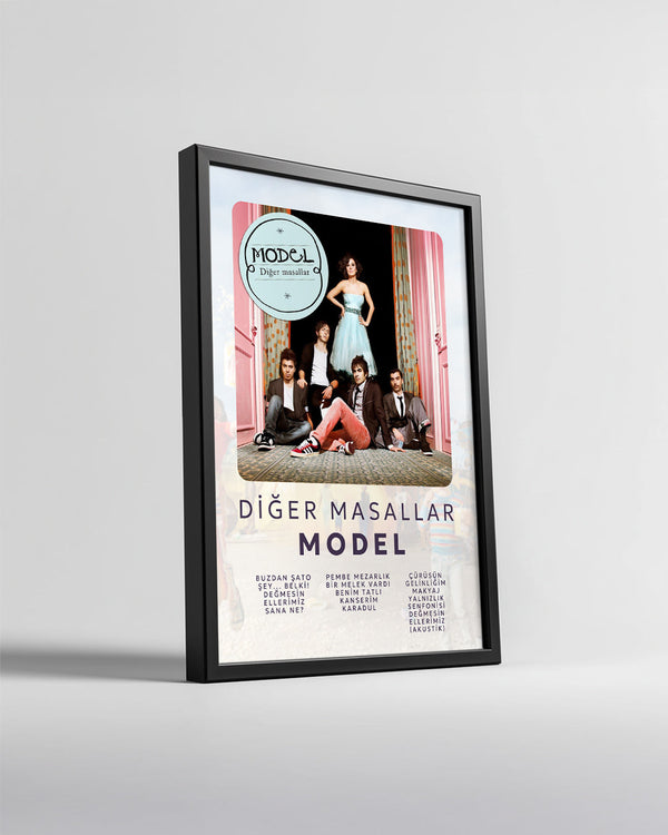 Diğer Masallar - Model Poster Tablosu