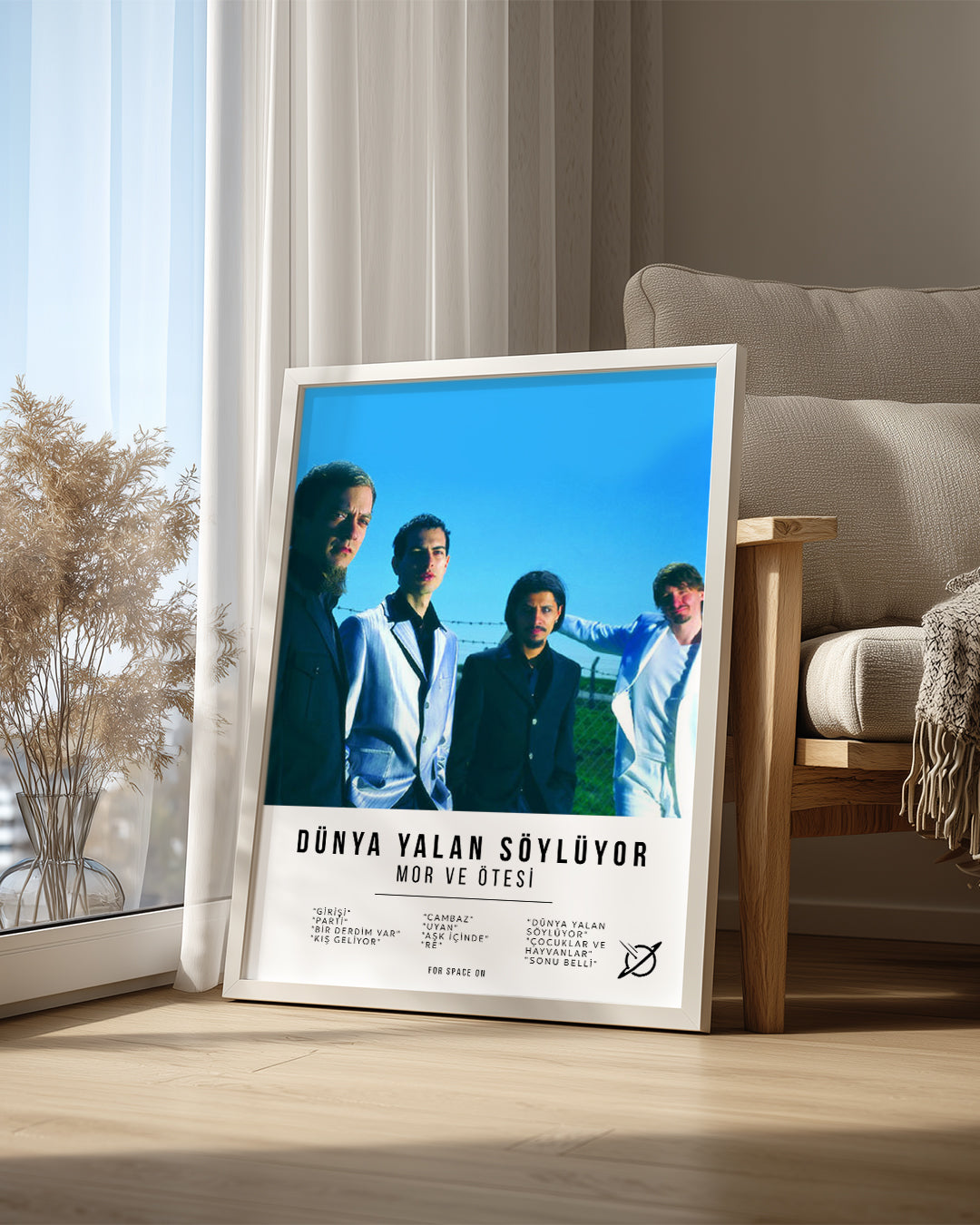 Dünya Yalan Söylüyor - Mor ve Ötesi Poster Tablosu