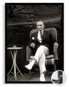 Düşünen Komutan: Oturan Atatürk Poster Tablosu