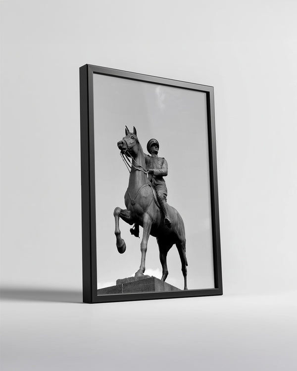 Ebedi Lider: Atatürk Heykeliyle Yücelen Türkiye Poster Tablosu