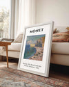 Étretat Plaj ve Falaise d Amont - Claude Monet - 1885 Poster Tablosu