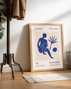 Mavi Oturan Figür ve Tropikal Yaprak - Henri Matisse - 1955 Poster Tablosu