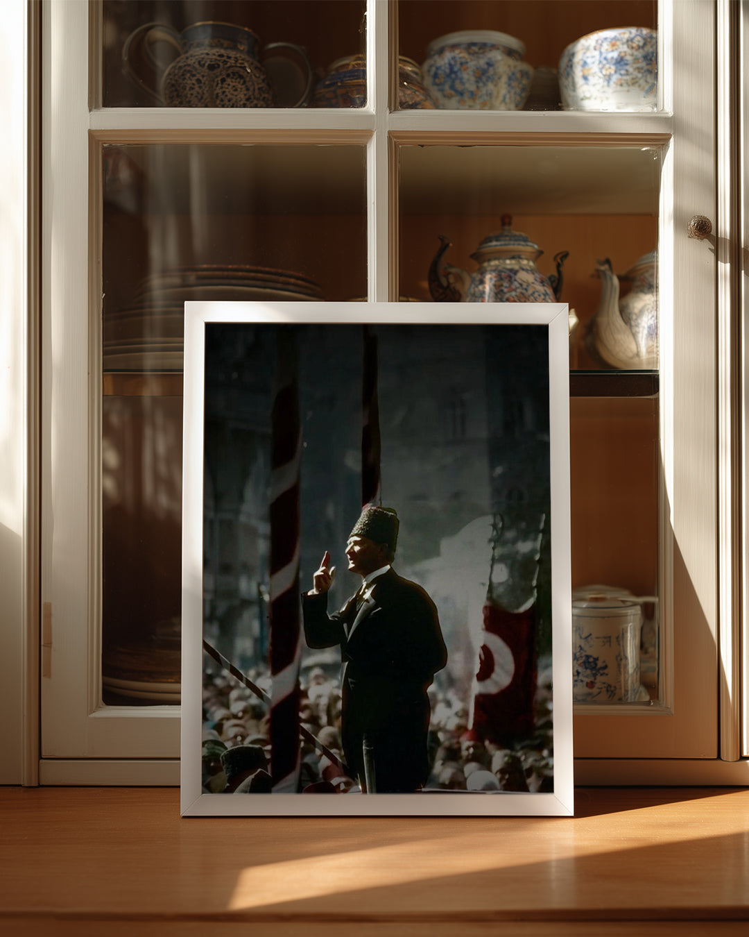 Millete Sesleniş: Konuşan Atatürk Poster Tablosu