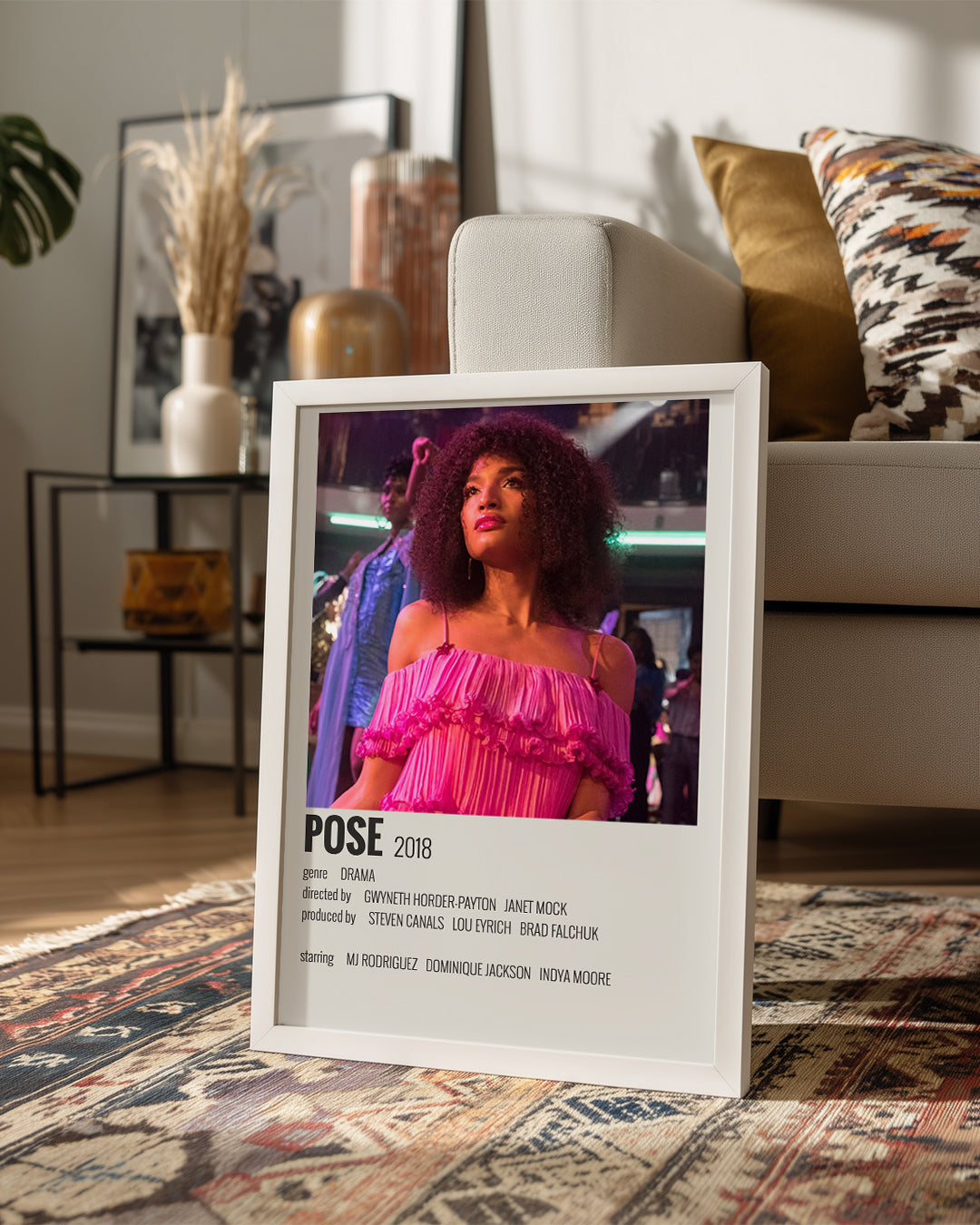 Pose Poster Tablosu