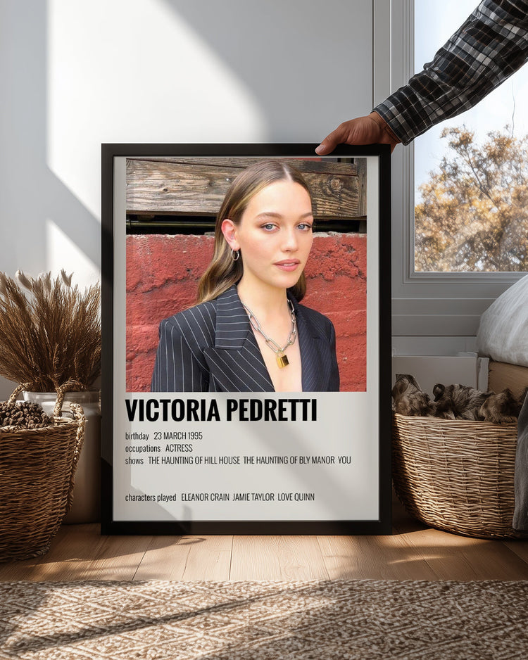 Victoria Pedretti Poster Tablosu