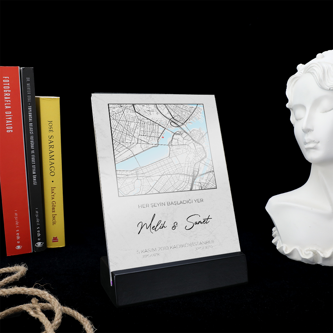 İlk Tanıştığım Yer (Kare) Pleksi Konsept Kutu