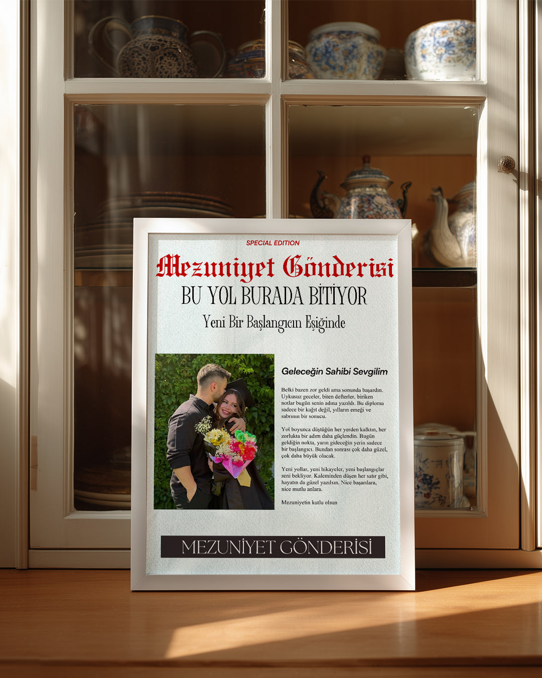 Mezuniyet Gönderisi Gazete Manşet Tasarımlı Poster Tablosu