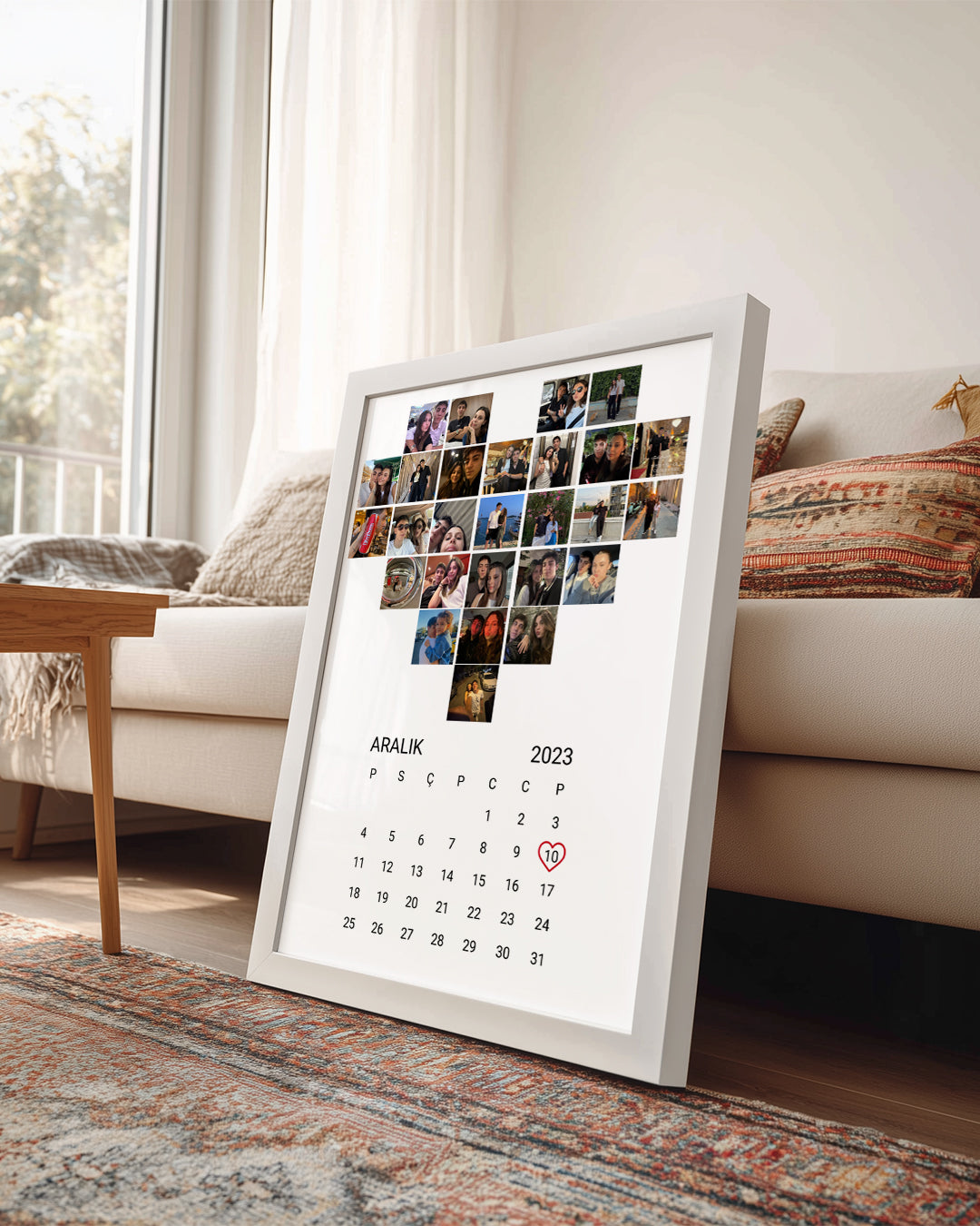 Fotoğraflı Ve Tarihli Kalp Şeklinde Poster Tablo